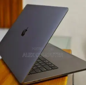 New Laptop Apple MacBook Pro 2019 32GB Intel Core I9 SSD 1T