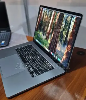 New Laptop Apple MacBook Pro 2019 16GB Intel Core I9 SSD 1T