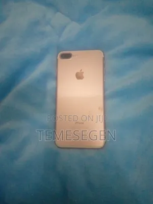 Photo - Apple iPhone 7 Plus 32 GB Rose Gold