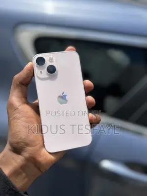 Photo - Apple iPhone 13 Mini 128 GB Pink