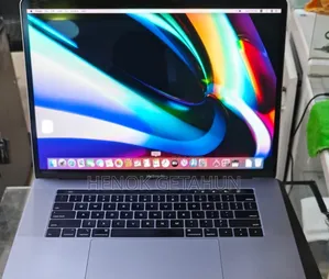 New Laptop Apple MacBook Pro 2019 32GB Intel Core I9 SSD 512GB