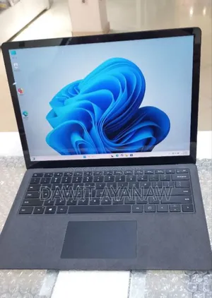 New Laptop Microsoft Surface Laptop 2 16GB Intel Core I7 SSD 512GB