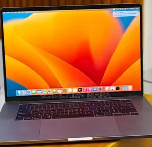 New Laptop Apple MacBook Pro 2019 16GB Intel Core I7 SSD 512GB