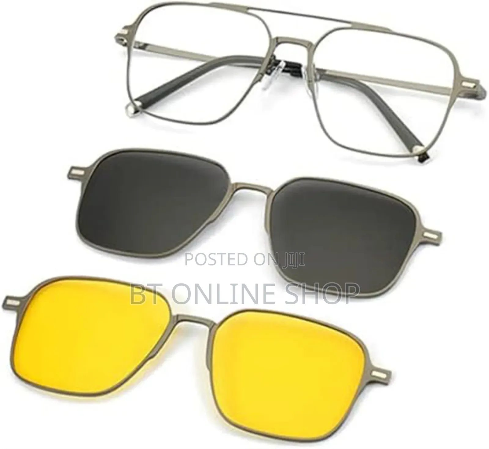 ሶስት በአንድ የያዘ መነጽር