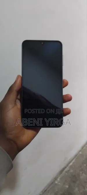 Photo - New Samsung Galaxy A16 128 GB Black