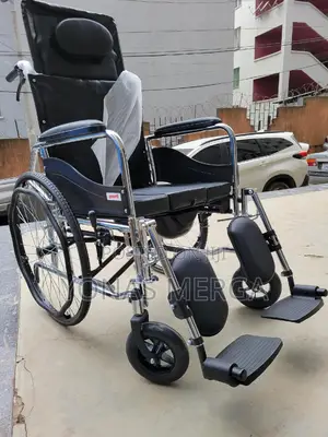 Reclining Wheelchair∞兕offering Adjustable Back Positions for Comfort