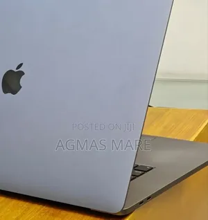 New Laptop Apple MacBook Pro 2019 16GB Intel Core I7 SSD 512GB