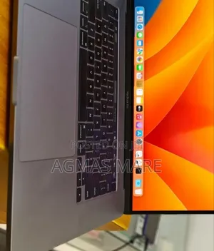 New Laptop Apple MacBook Pro 2019 16GB Intel Core I7 SSD 512GB