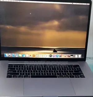 New Laptop Apple MacBook Pro 2019 32GB Intel Core I9 SSD 128GB