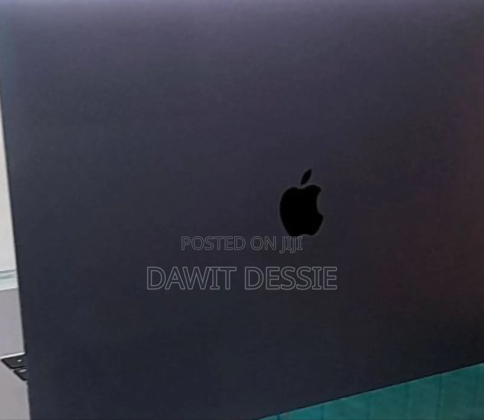 New Laptop Apple MacBook Pro 2019 32GB Intel Core I9 SSD 128GB