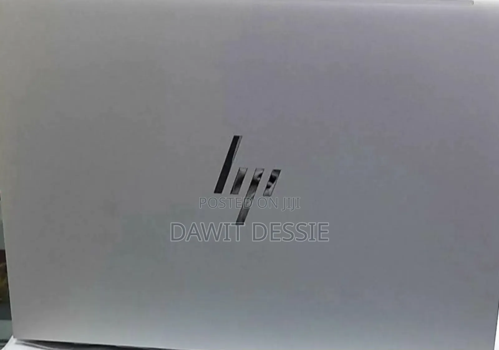 New Laptop Apple MacBook Pro 2019 16GB AMD Ryzen 7 SSD 1T