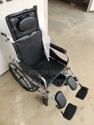 Photo - Commode Wheelchair凳短reclining Wheelchair晞了wheelchair Sleeps Wheelchair