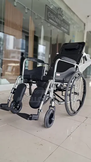 Photo - Multifaetianal Wheelchair田wheelchair卜wheelchair 手wheelchair廿wheelchair