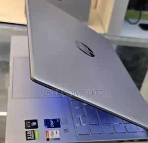 New Laptop HP Pavilion 10 16GB Intel Core I7 SSD 512GB