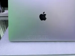 New Laptop Apple MacBook Pro 2017 16GB Intel Core I7 SSD 1T