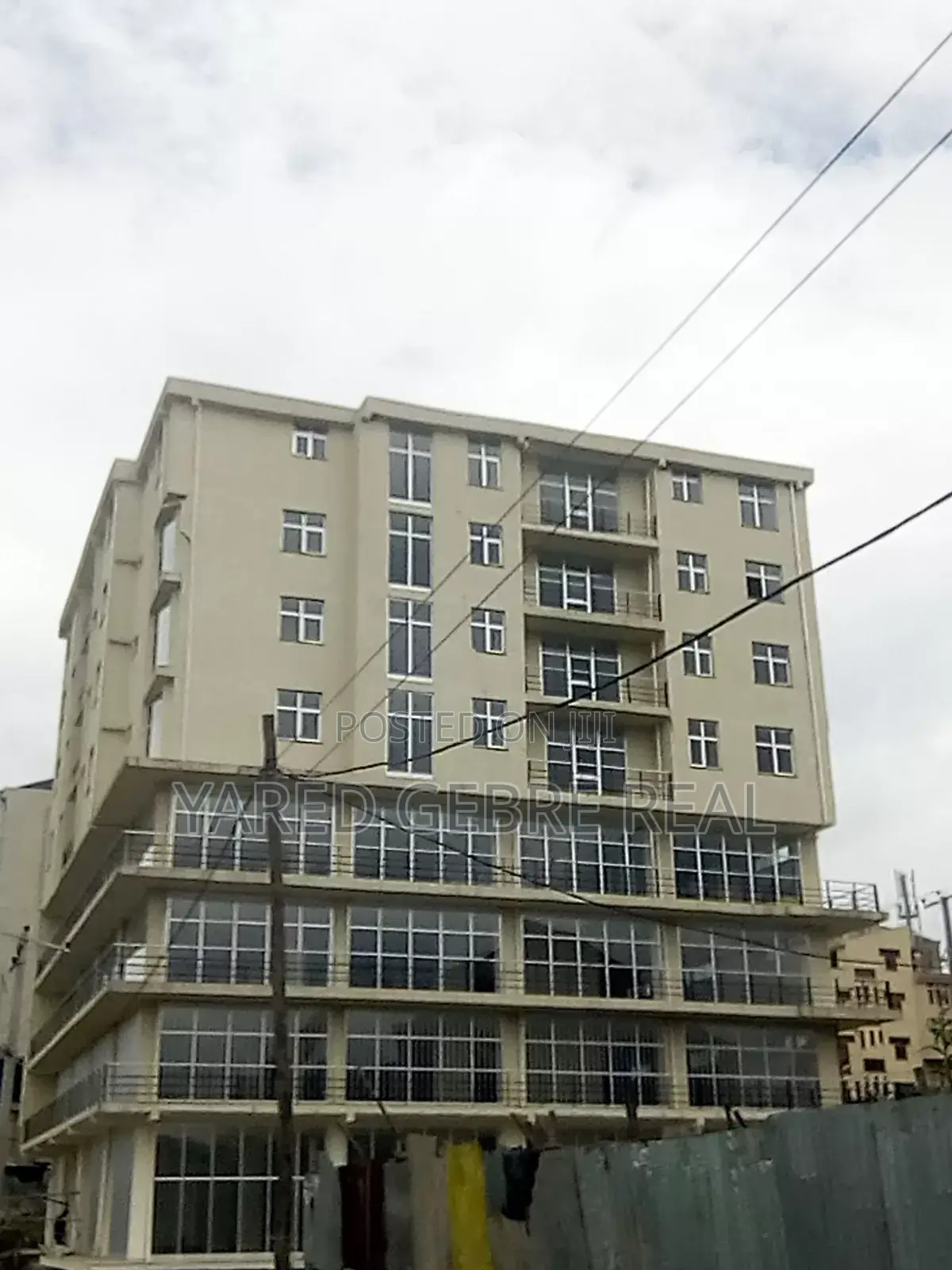 Furnished 3bdrm Apartment In ማሠሮ ሪል እስቴት ቦሌ በ፤ሌ, Yeka For Sale