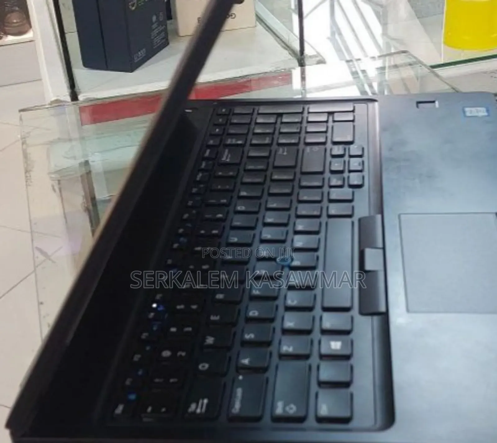 New Laptop Dell Latitude 5490 8GB Intel Core I7 SSD 256GB