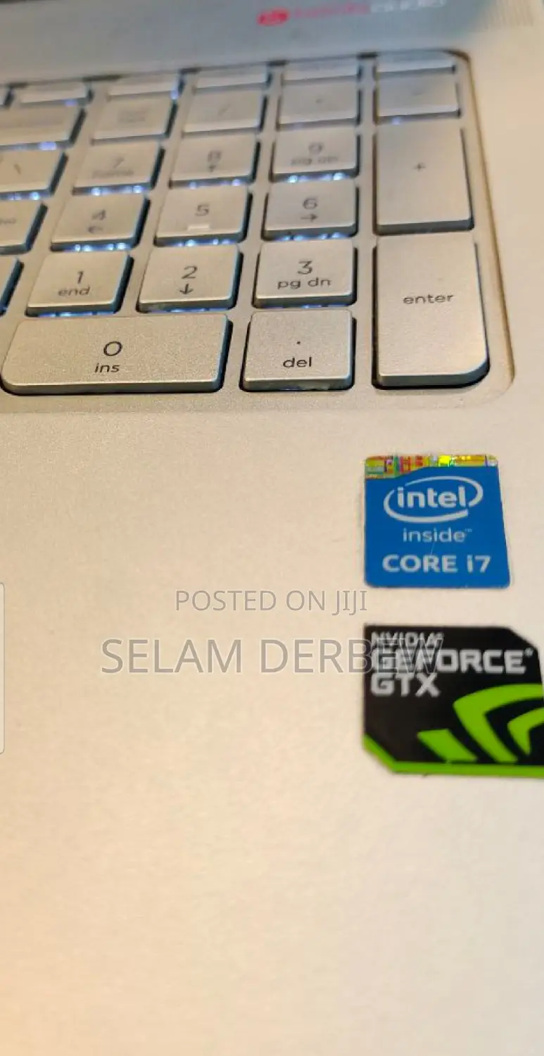 New Laptop HP Envy 15 12GB Intel Core I7 SSD 256GB