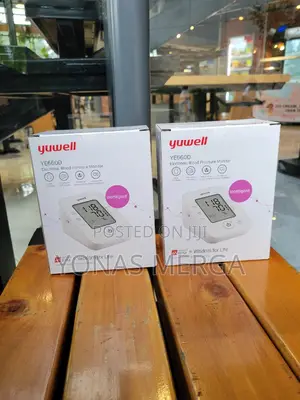 Photo - Digital Bp Machine Automatic厭፭ Very Convenient for You to Keep Track