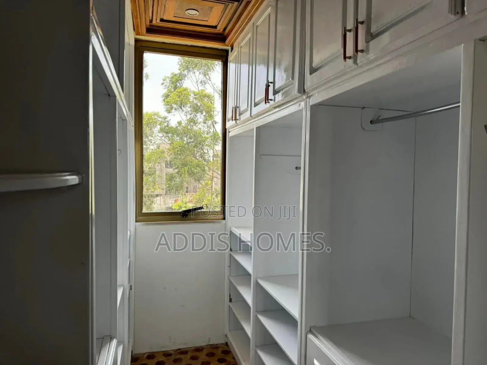 3bdrm Villa in Bole for rent