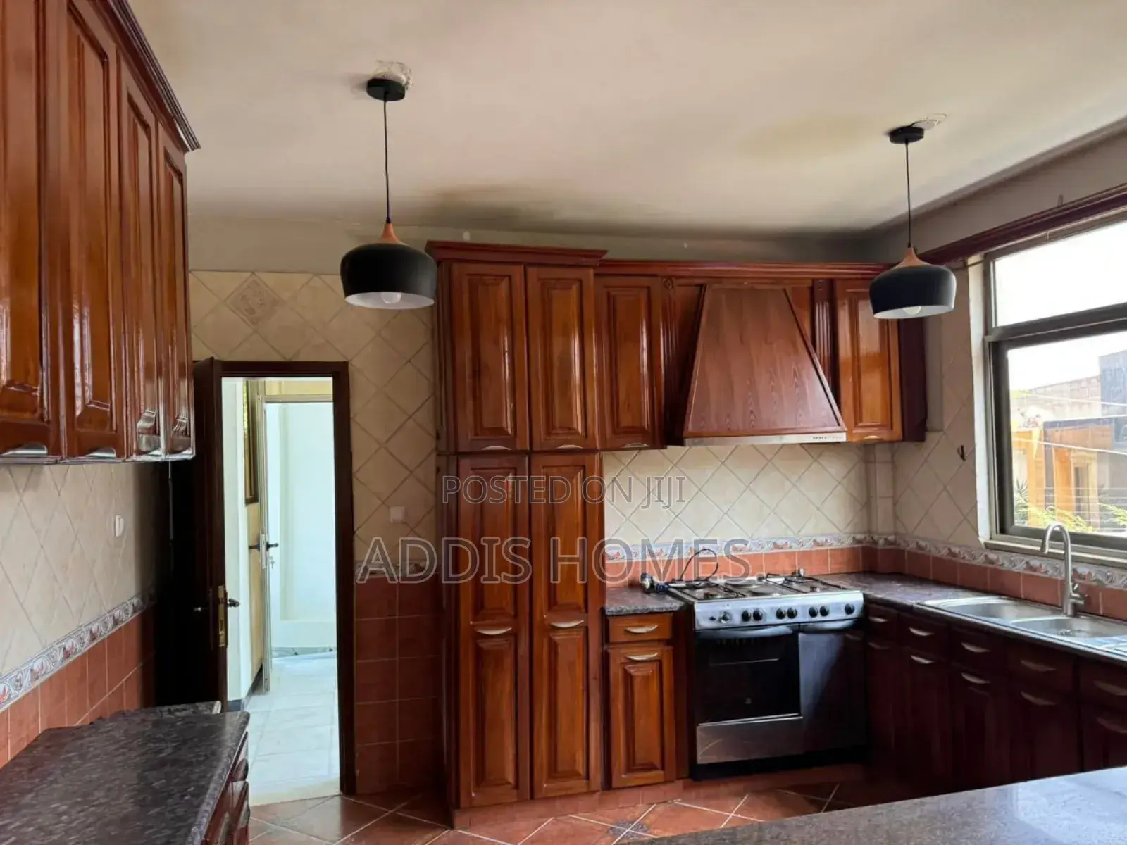 3bdrm Villa in Bole for rent