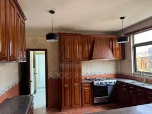 3bdrm Villa in Bole for rent
