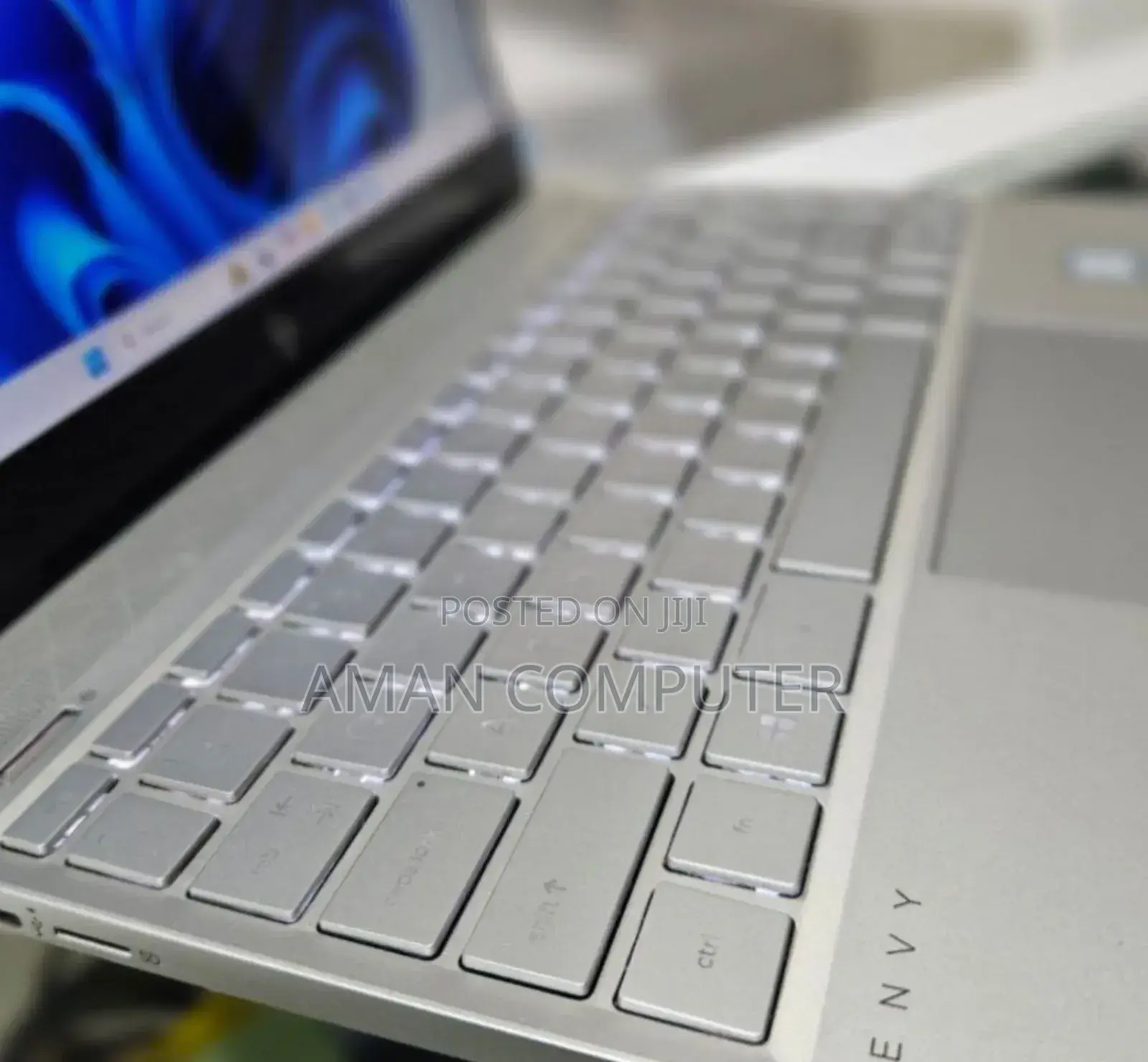 New Laptop HP Envy 13 4GB Intel Core I5 SSD 256GB