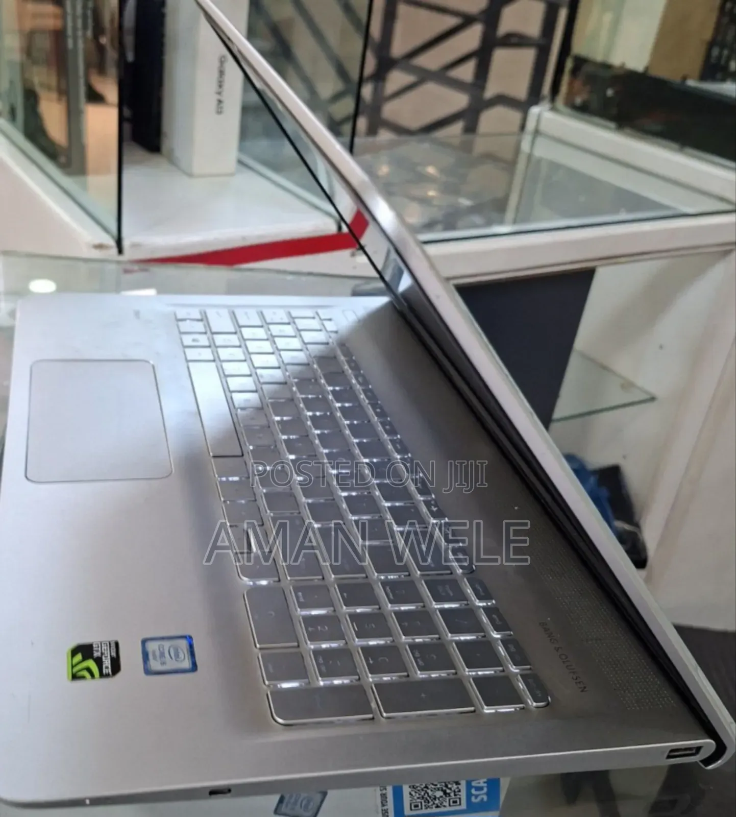 New Laptop HP Envy 13 12GB Intel Core I5 HDD 1T