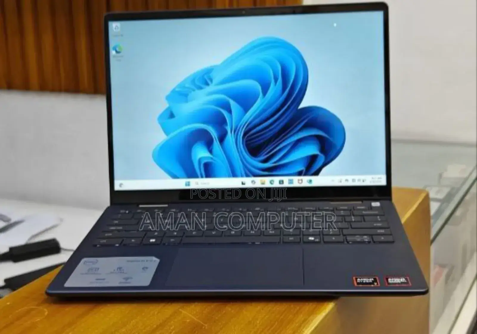 New Laptop Dell Inspiron 14 16GB AMD Ryzen 7 SSD 1T