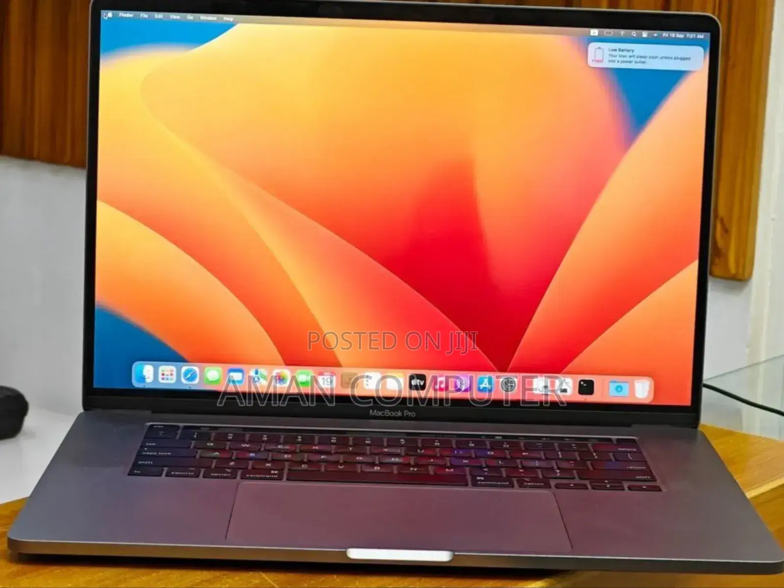 New Laptop Apple MacBook Pro 2019 16GB Intel Core I7 SSD 512GB