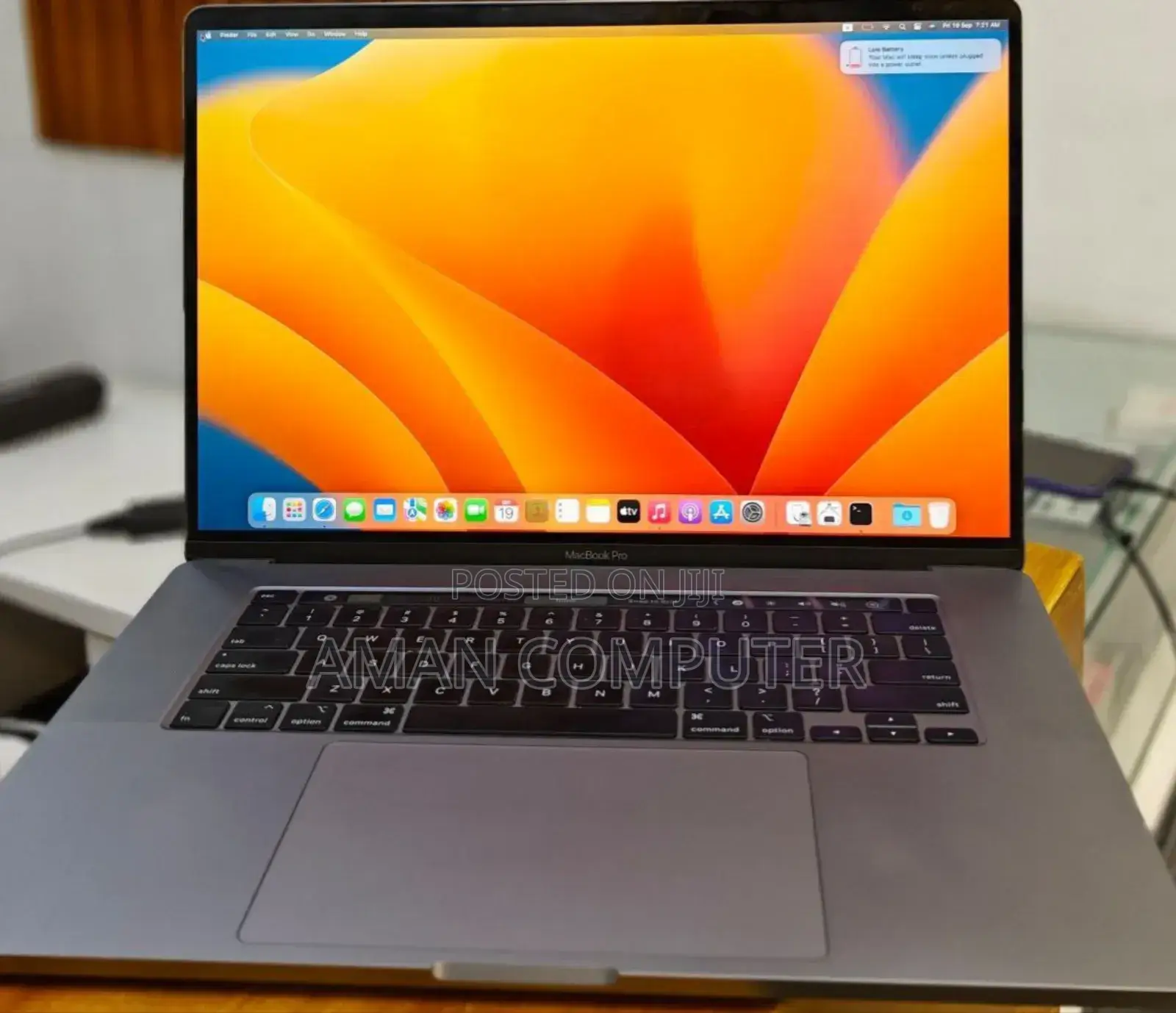 New Laptop Apple MacBook Pro 2019 16GB Intel Core I7 SSD 512GB