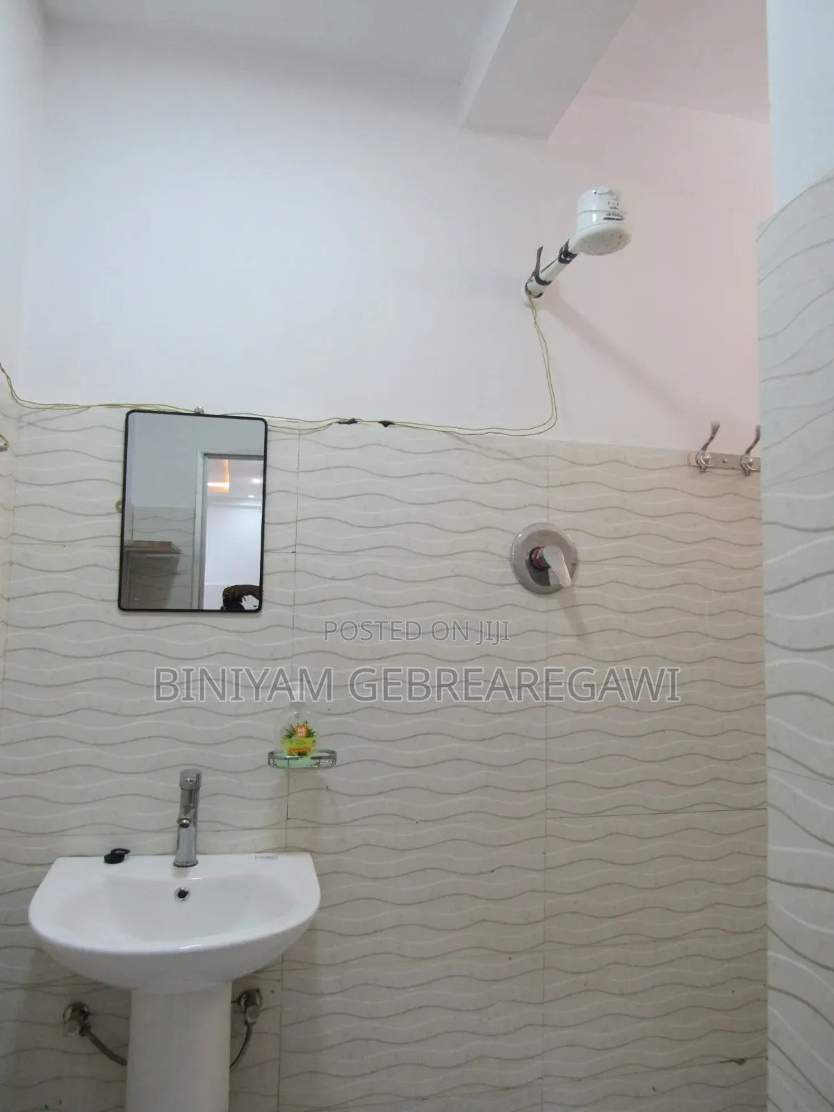 Furnished 1bdrm Apartment in Apartment, Yeka for rent