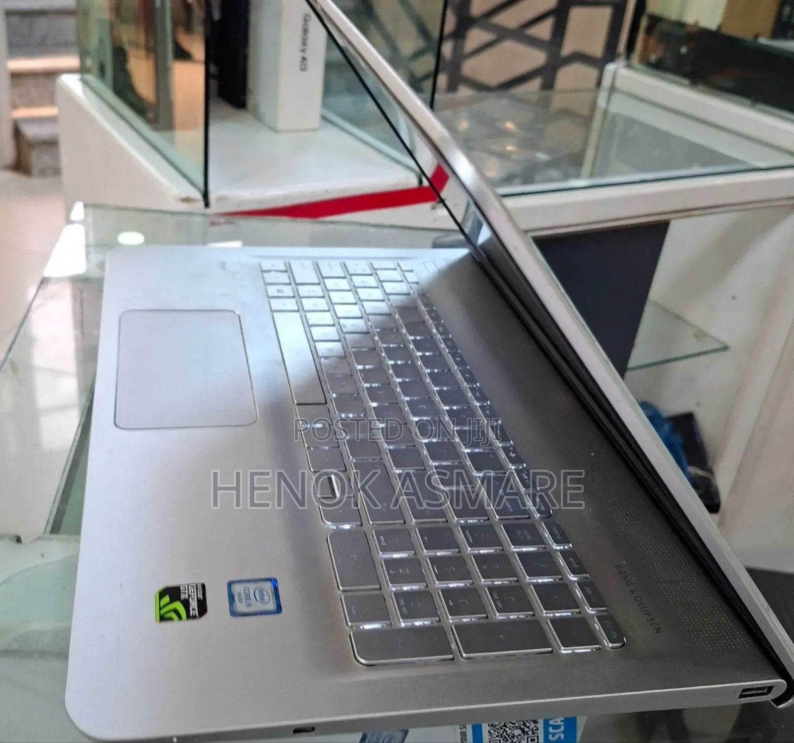 New Laptop HP Envy 15 12GB Intel Core I5 SSD 1T