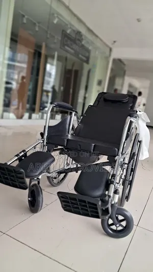 Photo - Toilet Wheelchair手wheelchair廿wheelchair 戈wheelchair 手wheelchair卜wheelc