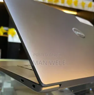 New Laptop Dell Precision 5690 32GB Intel Core I7 SSD 1T