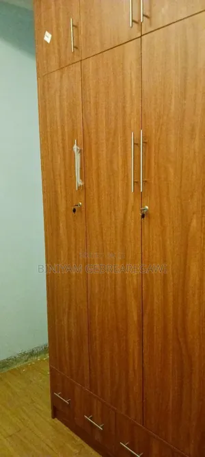 4bdrm Apartment in Apartment, Yeka for rent