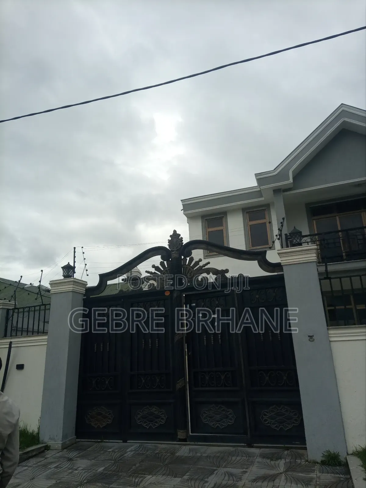 6bdrm House in G+1, Yeka for rent
