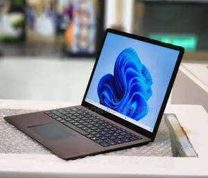 New Laptop Microsoft Surface Pro 8 16GB Intel Core I7 SSD 512GB