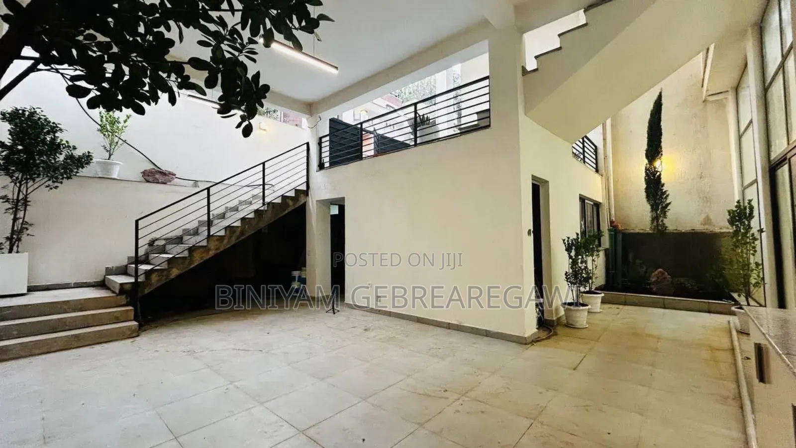 9bdrm House in G+2, Yeka for rent