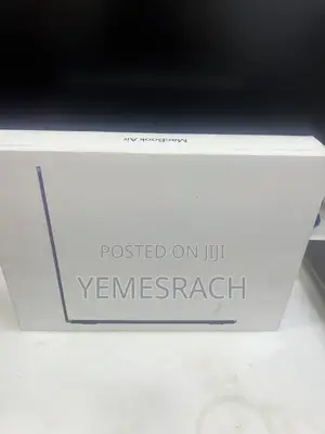 New Apple MacBook Air 2024 M3 13-Inch 16GB Intel Core M3 SSD 256GB