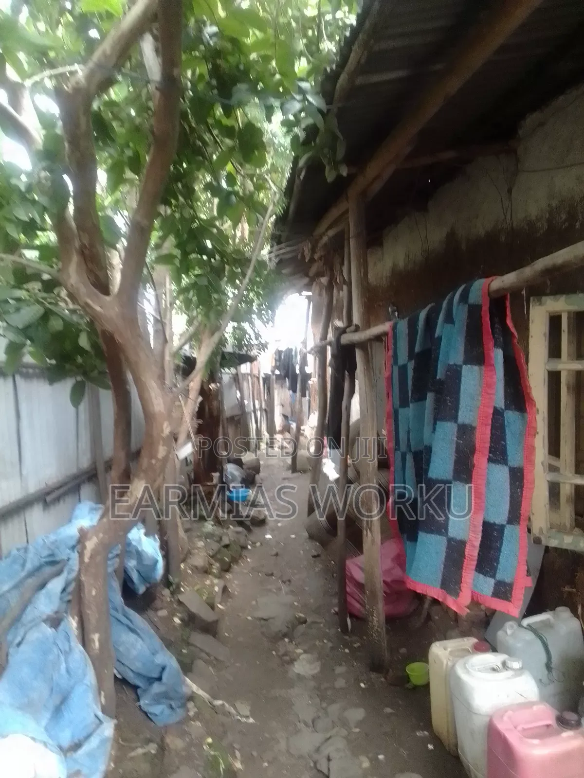 Furnished 7bdrm House in Akaky Kaliti for sale