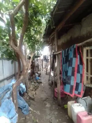 Furnished 7bdrm House in Akaky Kaliti for sale