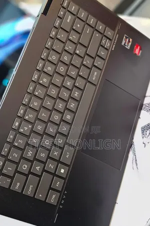 New Laptop HP Envy X360 8GB AMD Ryzen 7 SSD 256GB