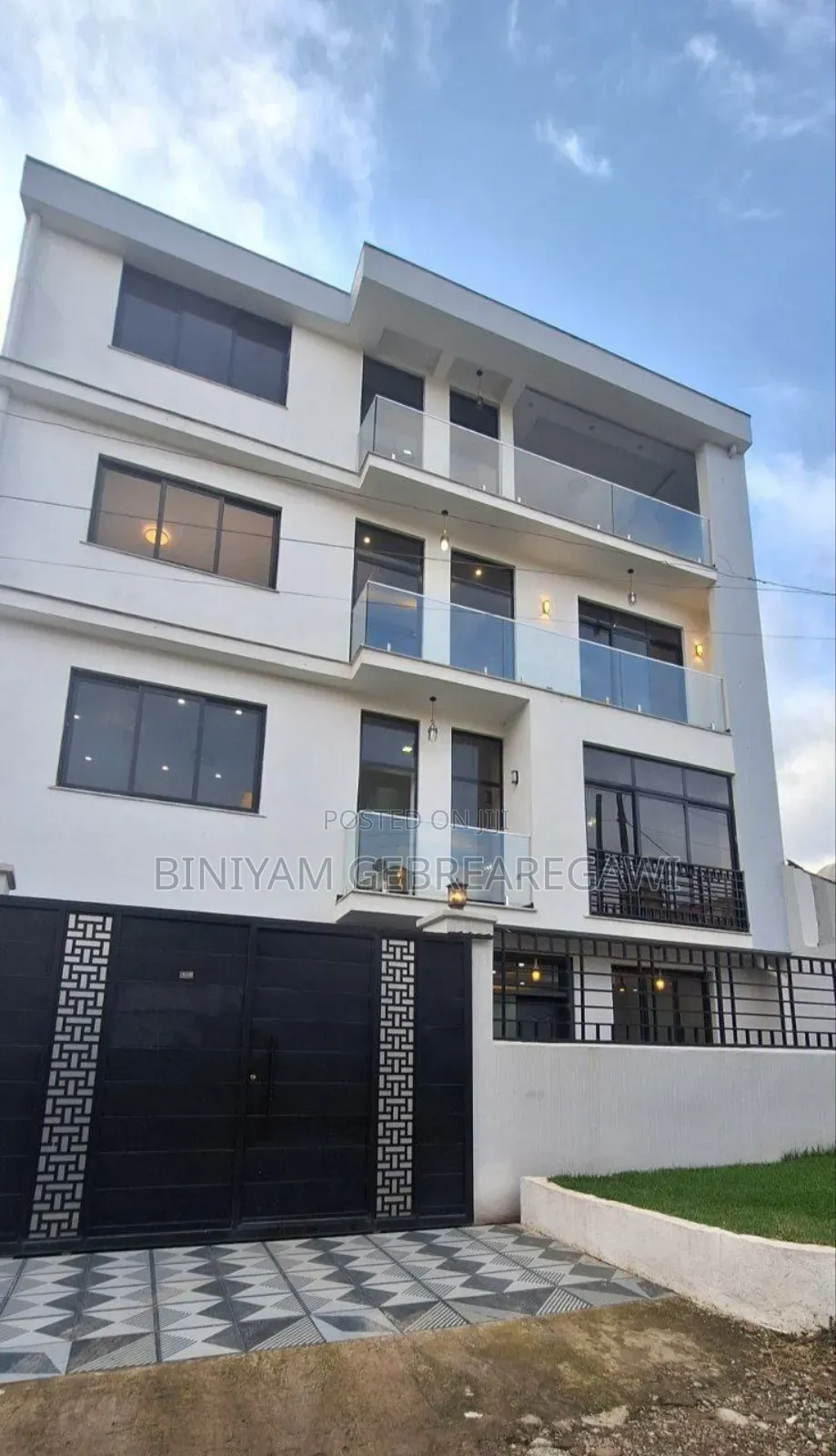 9bdrm House in G+2, Yeka for rent