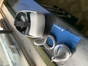 Meta Quest 2 Vr Headset