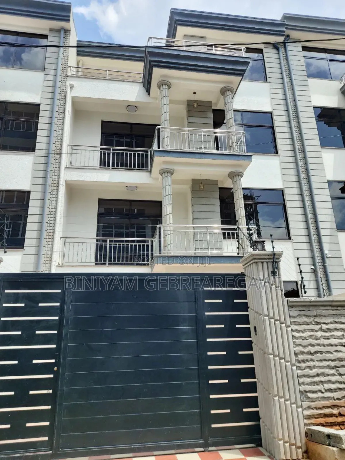 9bdrm House in G+2, Yeka for rent