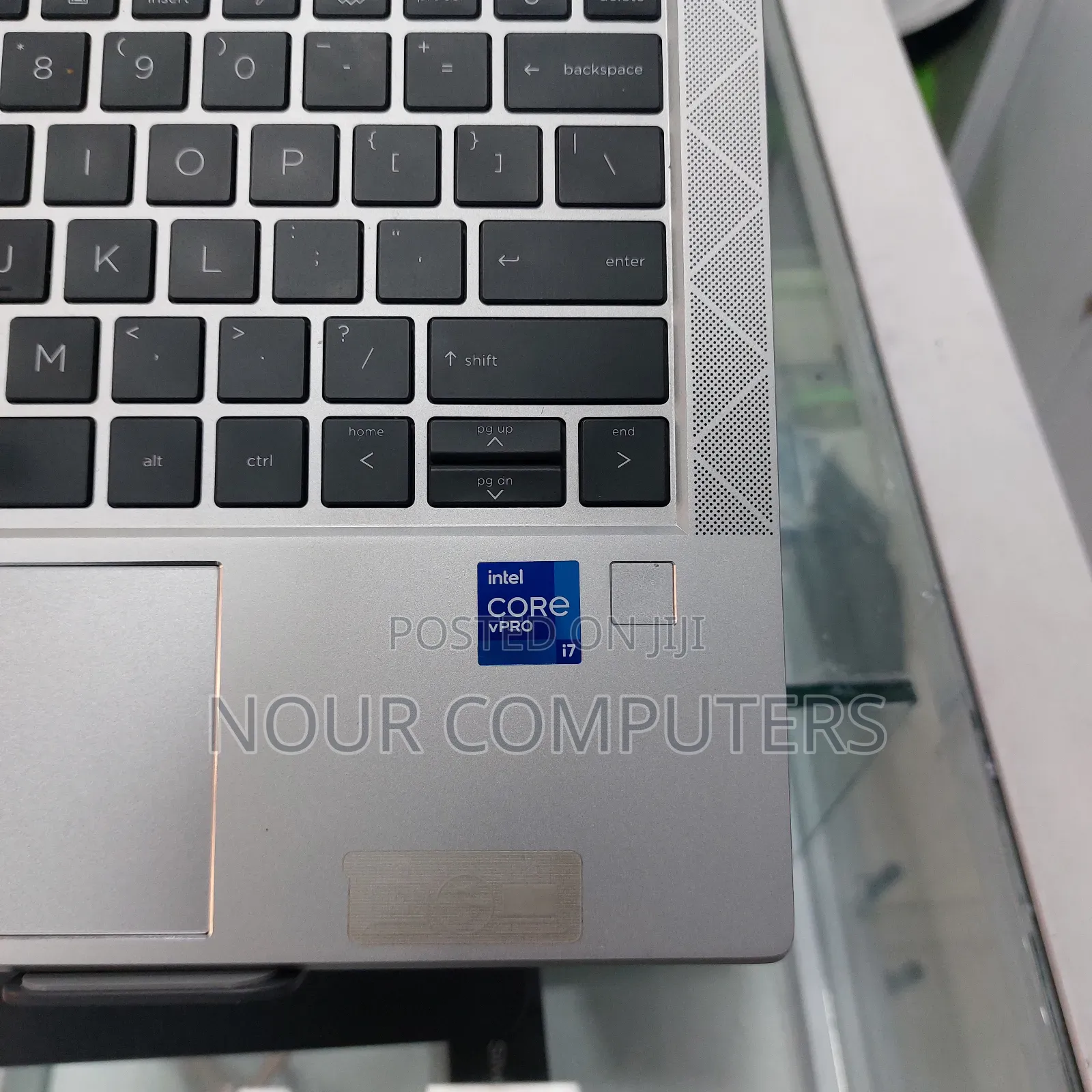 New Laptop HP EliteBook 830 G8 16GB Intel Core i7 SSD 512GB