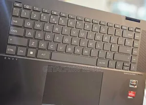 New Laptop HP Envy X360 8GB Intel Core I5 SSD 256GB