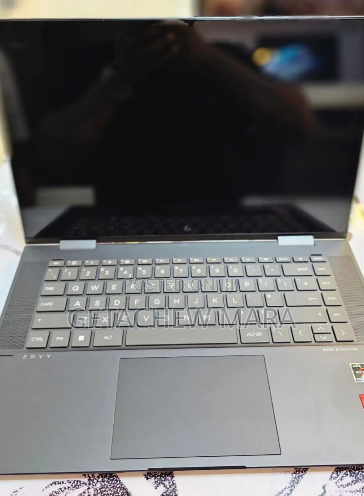 New Laptop HP Envy X360 8GB Intel Core I5 SSD 256GB