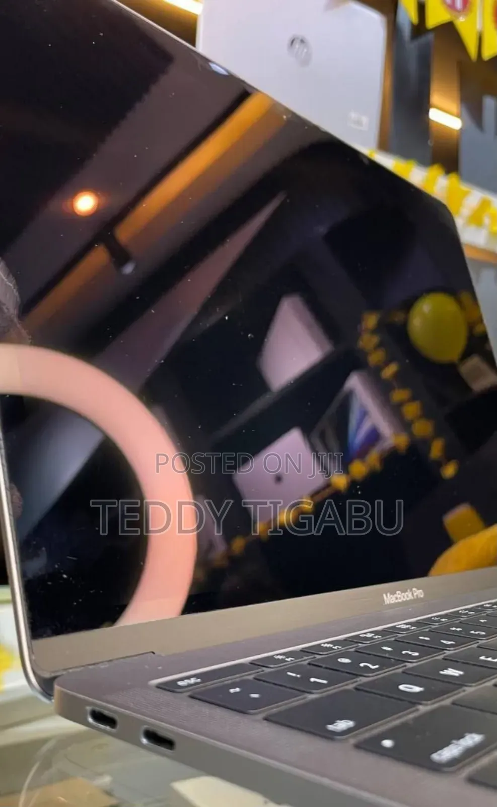 New Laptop Apple MacBook Pro 2017 8GB Intel Core I5 SSD 128GB